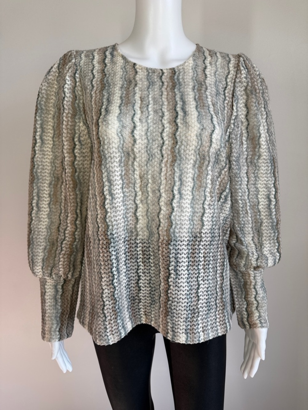 Skies Are Blue Textured Knit Top Olive Neutral L NWT